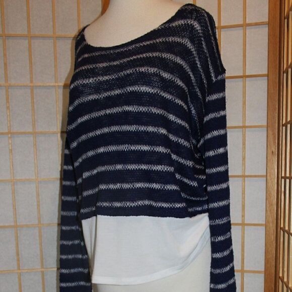 NWT Thyme & Honey S False Layer Sweater - Picture 1 of 15